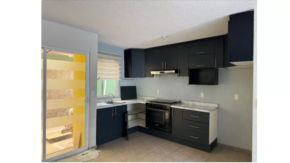 Rento bonita casa en condo